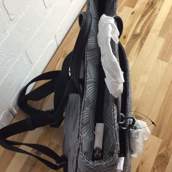 AWAY traveling purse pack bag grey black practically traveler travel - Picture 9 of 15